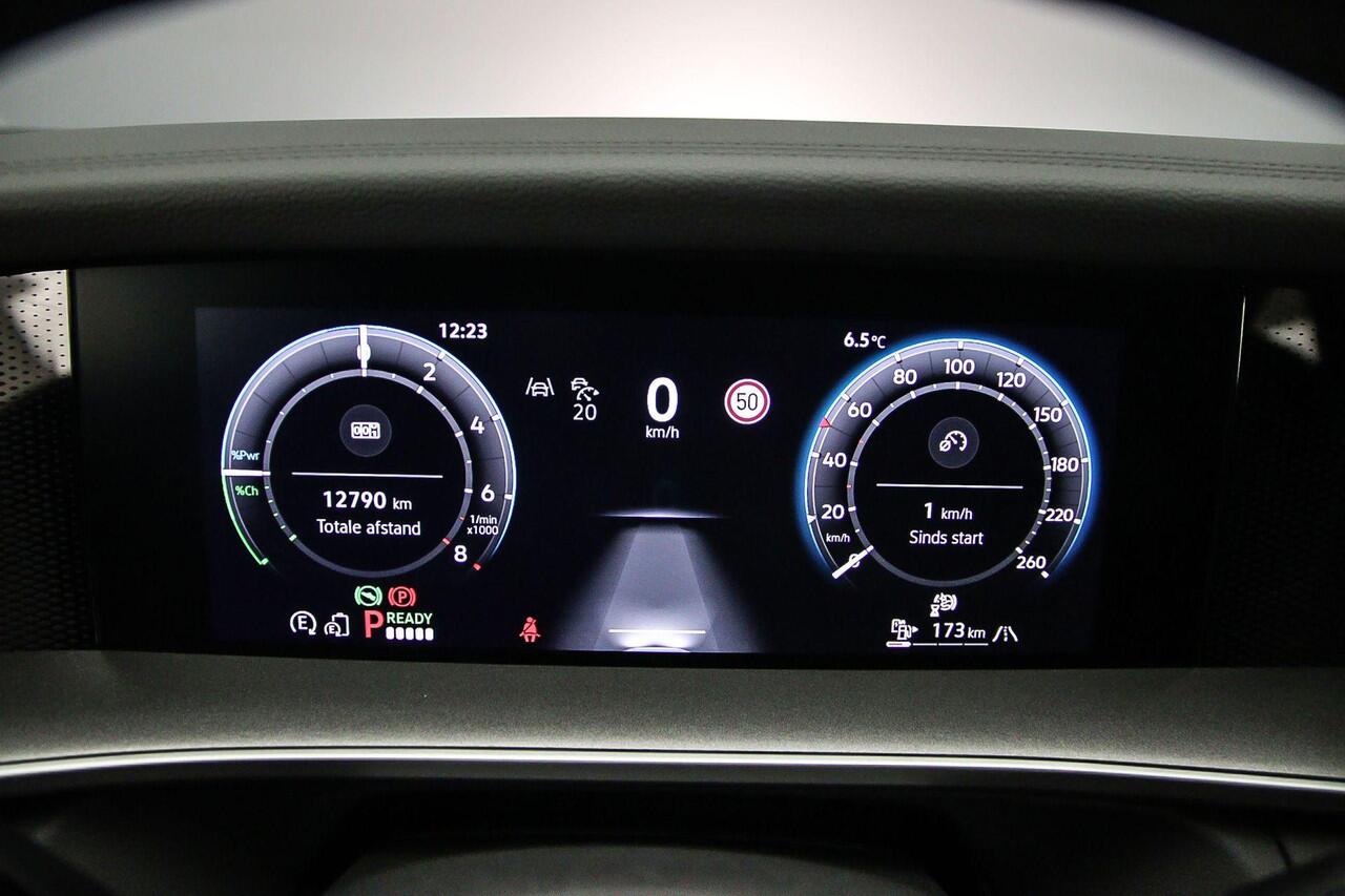 Volkswagen Tayron Life Edition 1.5 TSI eHybrid 204pk DSG Automaat Adaptive cruise control, Achteruitrijcamera, Elektrische achterklep, LED koplampen, Navigatie, Stoelverwarming