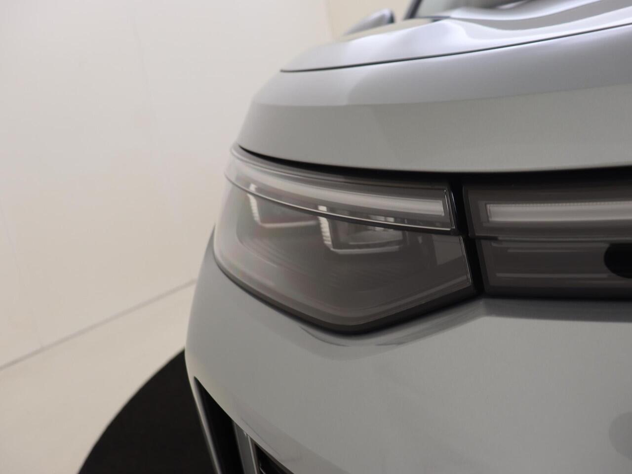 Volkswagen Tayron 1.5 eHybrid Life Edition | SoH 100% | Trekhaak | Achteruitrijcamera | Adaptieve demping systeem | 3-zone airco | Dodehoek detectie | Adaptieve cruise control | CarPlay | Stoel- en stuurwielverwarming |