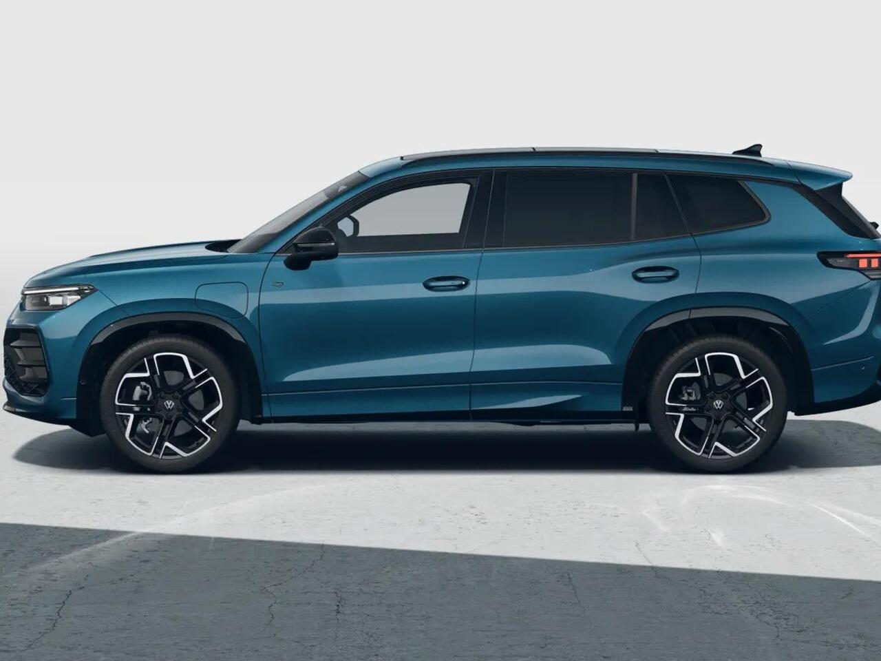 Volkswagen Tayron R-Line-Edition 1.5 eHybrid 150 kW / 204 pk SUV 6 v