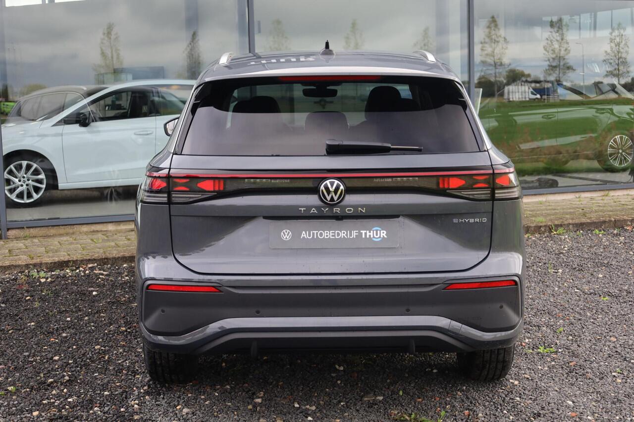 Volkswagen Tayron 1.5 eHybrid Life Edition 204PK / 150kW DSG, Achteruitrijcamera, verwarmbare voorstoelen + stuurwiel, Apple Carplay & Android Auto, navigatie, dodehoekdetectie (Side Assist), Keyless Entry & Start, full LED koplmapen, trekhaak incl. aanhanger manouvreerhu