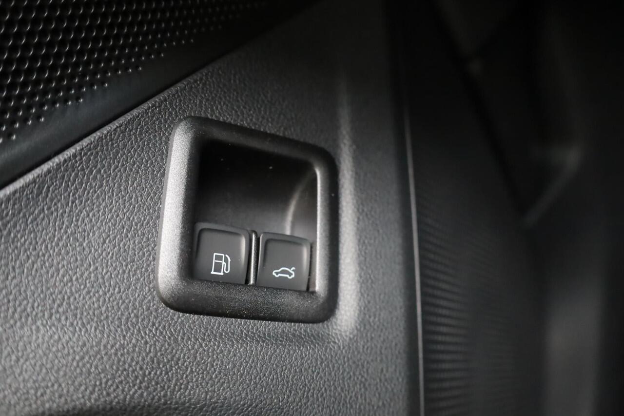 Volkswagen Tayron 1.5 eHybrid Life Edition 204PK / 150kW DSG, Achteruitrijcamera, verwarmbare voorstoelen + stuurwiel, Apple Carplay & Android Auto, navigatie, dodehoekdetectie (Side Assist), Keyless Entry & Start, full LED koplmapen, trekhaak incl. aanhanger manouvreerhu