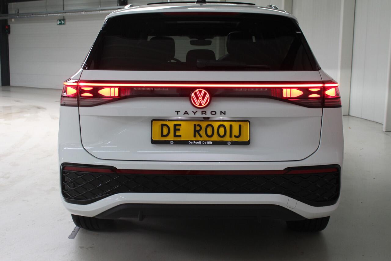 Volkswagen Tayron 1.5 eHybrid 272 PK R-Line Blackstyle Panoramadak | Leder | Trekhaak | HUD | Matrix Led | Harman Kardon