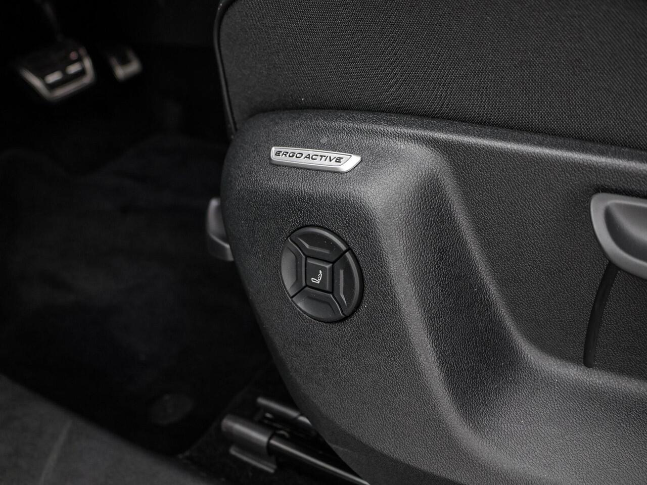 Volkswagen Tayron 1.5 eTSI 272pk DSG R-Line Edition · Camera · Panoramadak · Massage · Dodehoek Detectie · Keyless · 19'' Inch · Garantie t/m 08-12-2030 of 100.000km