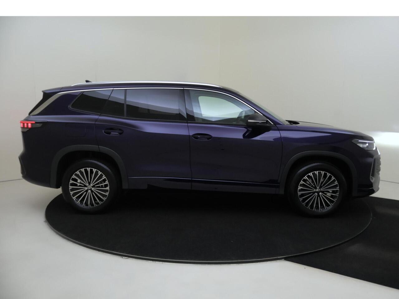 Volkswagen Tayron 1.5 eHybrid Life Edition | Adaptieve demping | Keyless | Dodehoek detectie | Stoel- en stuurwielverwarming | Parkeerasisstent | Achteruitrijcamera | Voorklimatisering | Adaptieve cruise control |