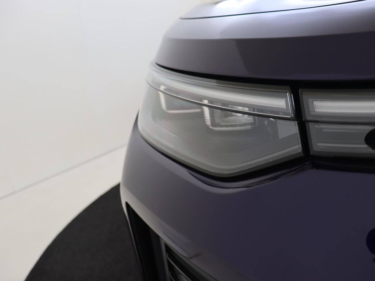 Volkswagen Tayron 1.5 eHybrid Life Edition | Adaptieve demping | Keyless | Dodehoek detectie | Stoel- en stuurwielverwarming | Parkeerasisstent | Achteruitrijcamera | Voorklimatisering | Adaptieve cruise control |