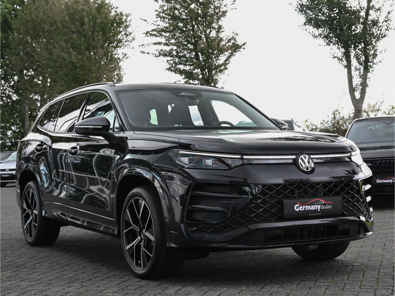 Volkswagen Tayron 1.5 eHybrid 272pk R-Line Edition NIEUW! Pano ACC BSM Sfeerverl. Elektr.Klep Tr.haak VOL!!