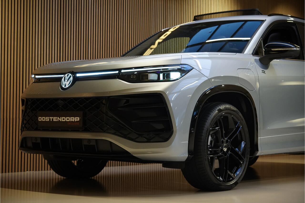 Volkswagen Tayron 1.5/272pk eHybrid R-Line Blackstyle|2025|Panoramadak|Trekhaak|20"Blackstyle|Discover Navi|PDC+360Camera