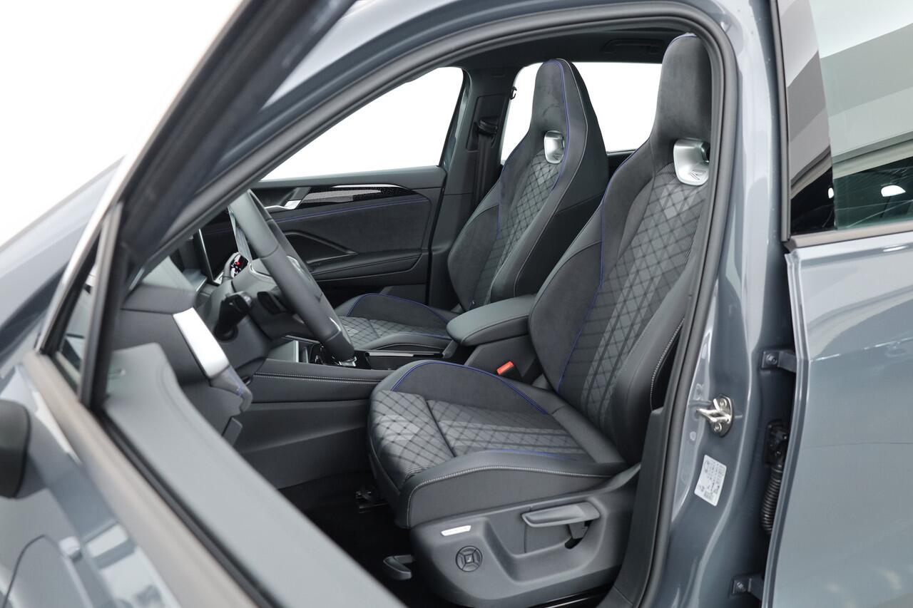 Volkswagen Tayron 1.5 eHybrid R-Line 272pk | Pano | Massage | Adapt. Cruise | Apple CarPlay | Stoel- Stuurverw. | 20''