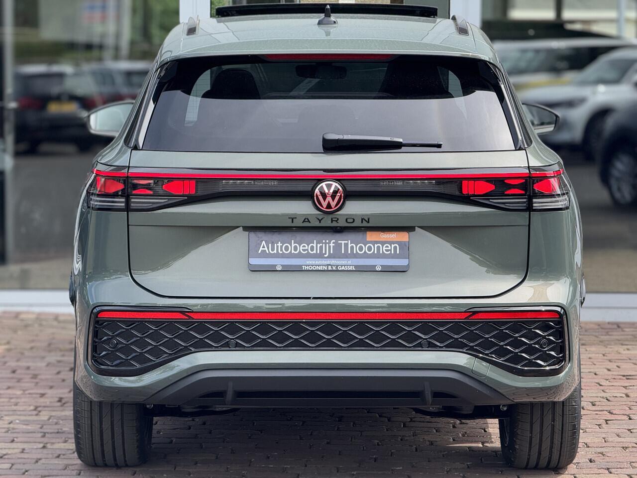 Volkswagen Tayron 1.5 eHybrid R-Line Edition 272PK Trekhaak | Pano | Massage