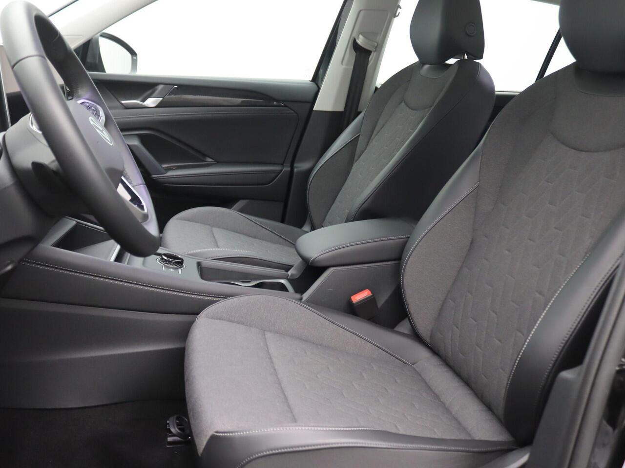 Volkswagen Tayron 1.5 eHybrid Life Edition 204PK DSG SOH 100%, Trekhaak, 18" LM Velgen, Panoramadak, Achteruitrijcamera, Stoel-Stuurverwarming, Keyless Start, Side Assist