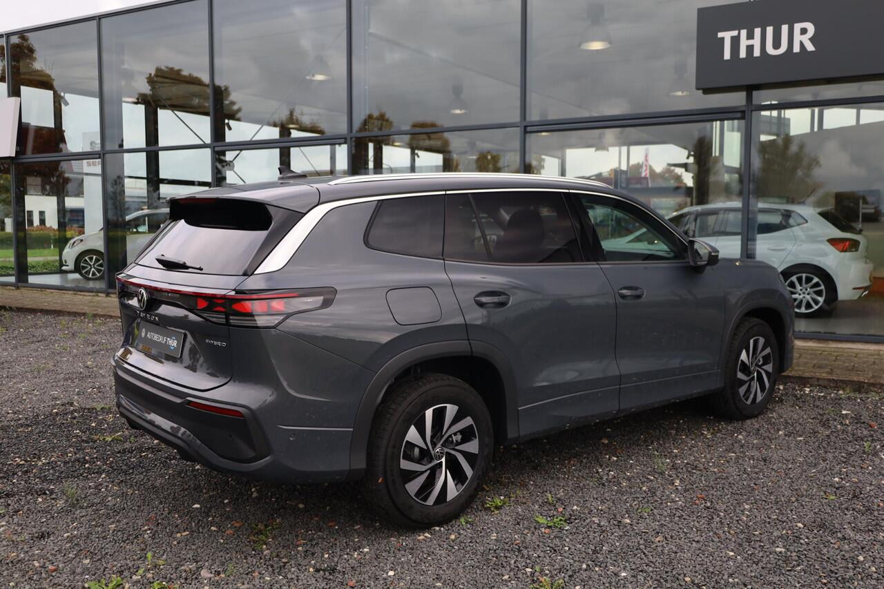 Volkswagen Tayron 1.5 eHybrid Life Edition 204PK / 150kW DSG, Achteruitrijcamera, verwarmbare voorstoelen + stuurwiel, Apple Carplay & Android Auto, navigatie, dodehoekdetectie (Side Assist), Keyless Entry & Start, full LED koplmapen, trekhaak incl. aanhanger manouvreerhu