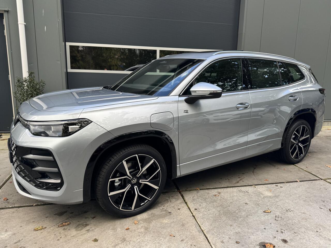 Volkswagen Tayron 1.5 eHybrid 204pk R-Line Edition Camera Head-up Panoramadak Virtual Cockpit