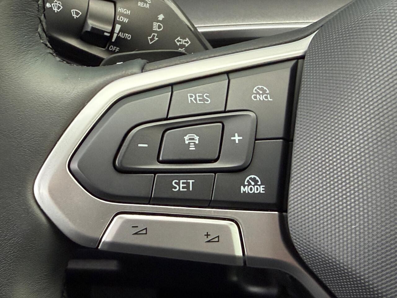 Volkswagen Tayron 1.5 eTSI 150pk Life 7-Persoons | Trekhaak | 360 Camera | Dode hoek | IQ light | Rijklaar incl. garantie