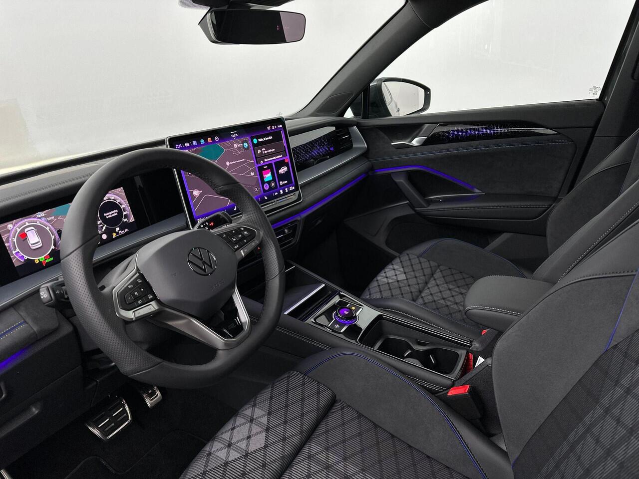 Volkswagen Tayron R-Line-Edition 1.5 110 kW / 150 pk eTSI SUV 7 vers / 7-Persoons