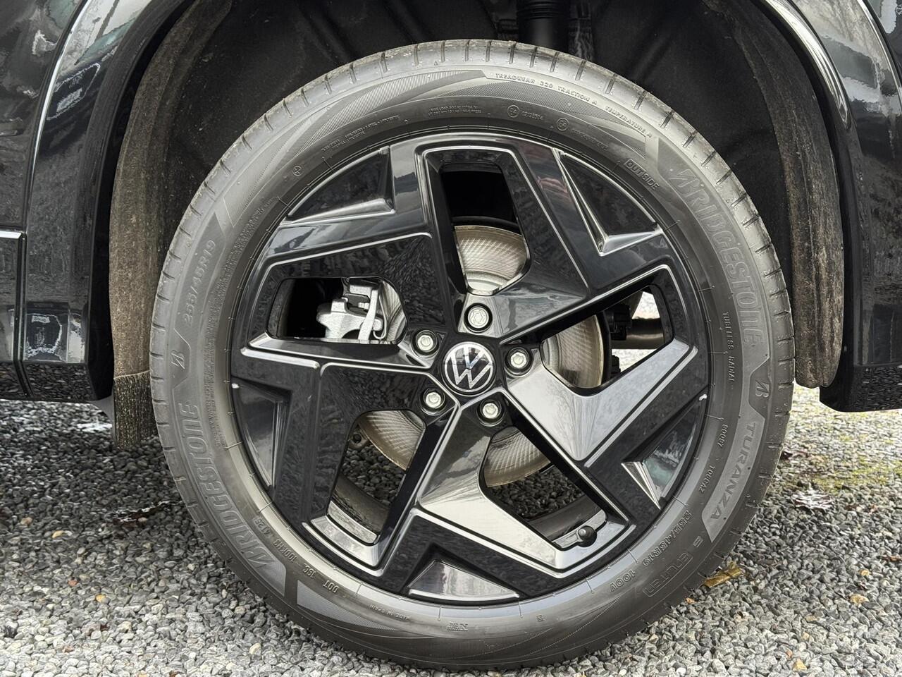 Volkswagen Tayron Hybrid 272pk DSG R-Line Blackstyle (Pano,Trekhaak,Camera)