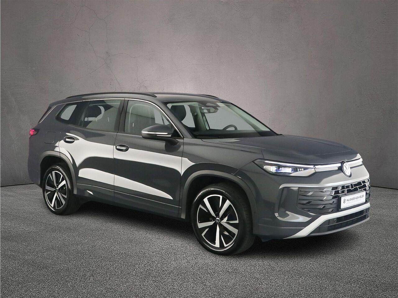 Volkswagen Tayron Life Edition 1.5 TSI eHybrid 204pk DSG Automaat Navigatie, Adaptive cruise control, Elektrische achterklep, Achteruitrijcamera, LED koplampen