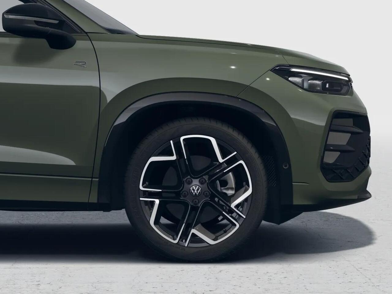 Volkswagen Tayron R-Line Edition 1.5 eHybrid 150 kW / 204 PK SUV 6 v