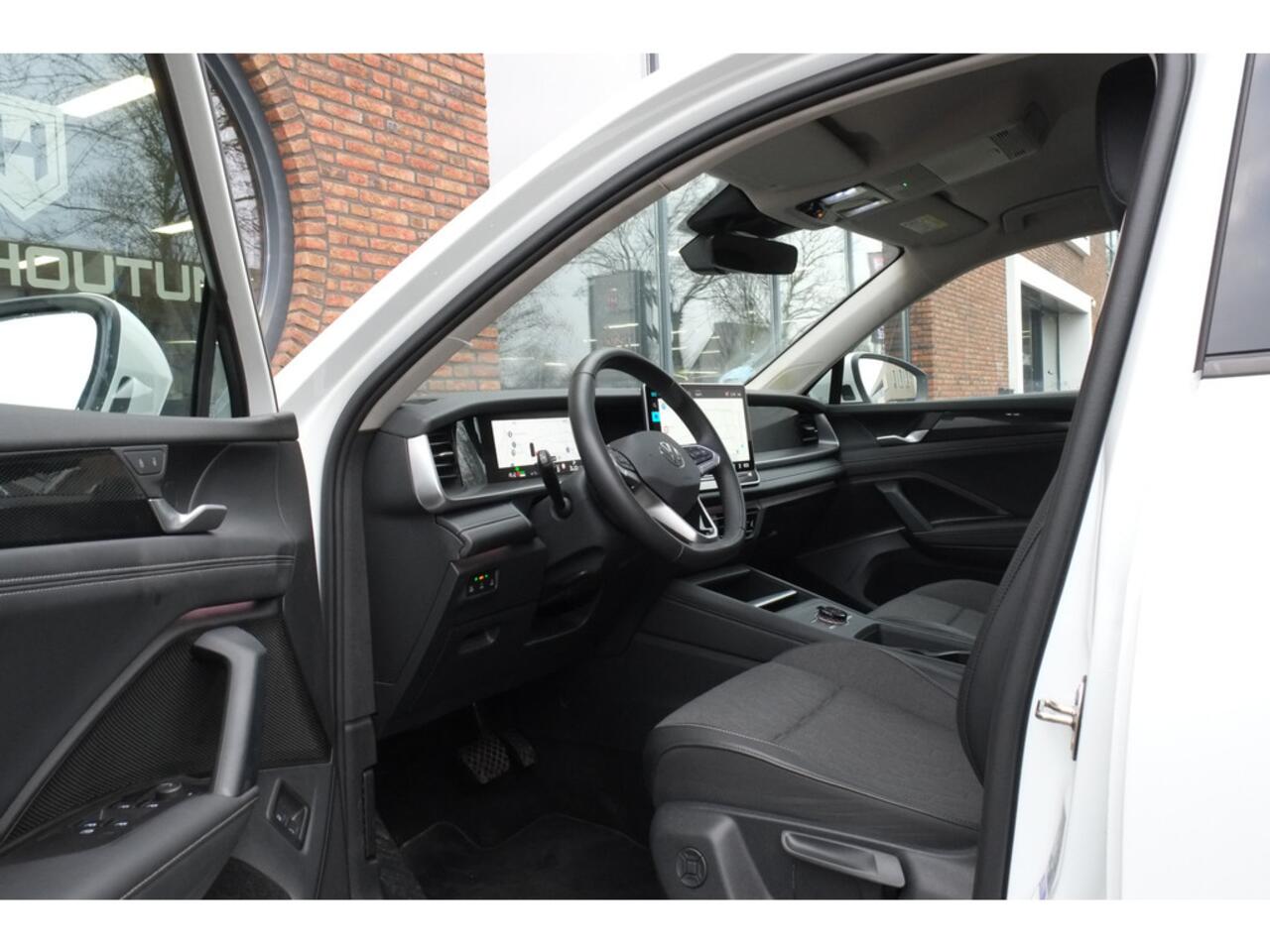 Volkswagen Tayron 1.5 eHybrid R-Line Trekhaak, Achteruitrijcamera