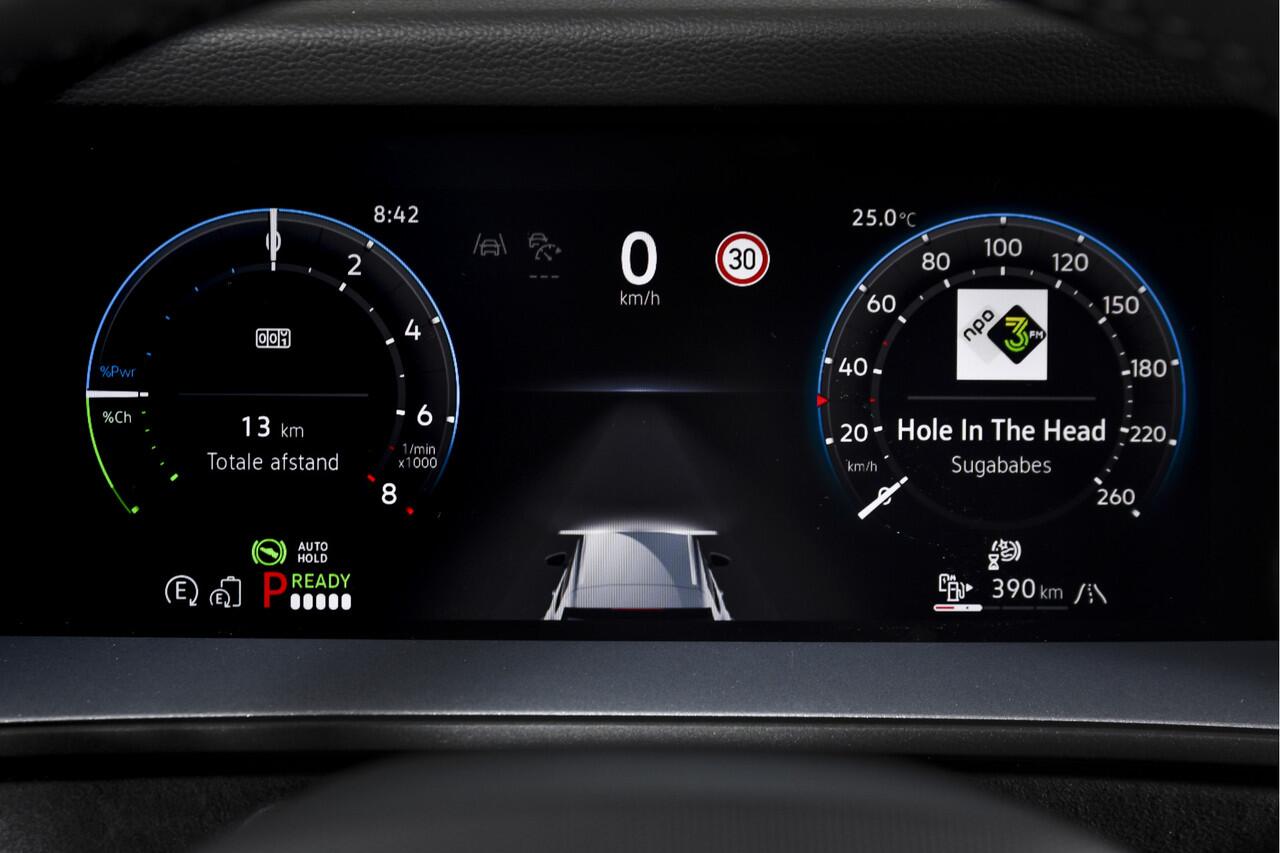 Volkswagen Tayron 1.5 eHybrid 272 PK R-Line Edition - Automaat | Black Style Pakket | S/K-Panodak | Elek. Trekhaak | Dig. Cockpit | Adapt. Cruise | Stoel-+Stuurverw. | PDC | 360 Camera | NAV+App. Connect | ECC | Elek. Klep | DAB | LM 20" | 0080