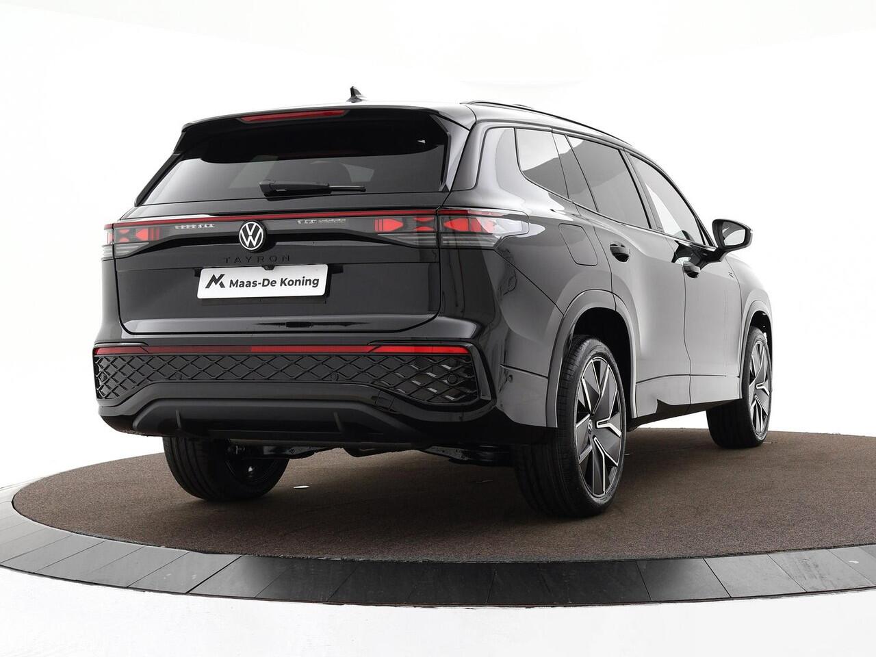 Volkswagen Tayron 1.5 eTSI 272pk DSG R-Line Edition · Camera · Panoramadak · Elek. Voorstoelen · Massage · Stoelkoeling · Keyless · 20'' Inch · Garantie t/m 14-12-2030 of 100.000km