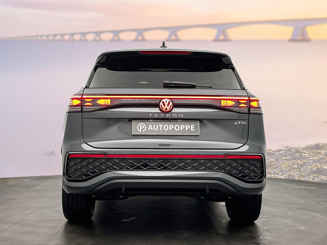 Volkswagen Tayron R-Line-Edition 1.5 110 kW / 150 pk eTSI SUV 7 vers / 7-Persoons