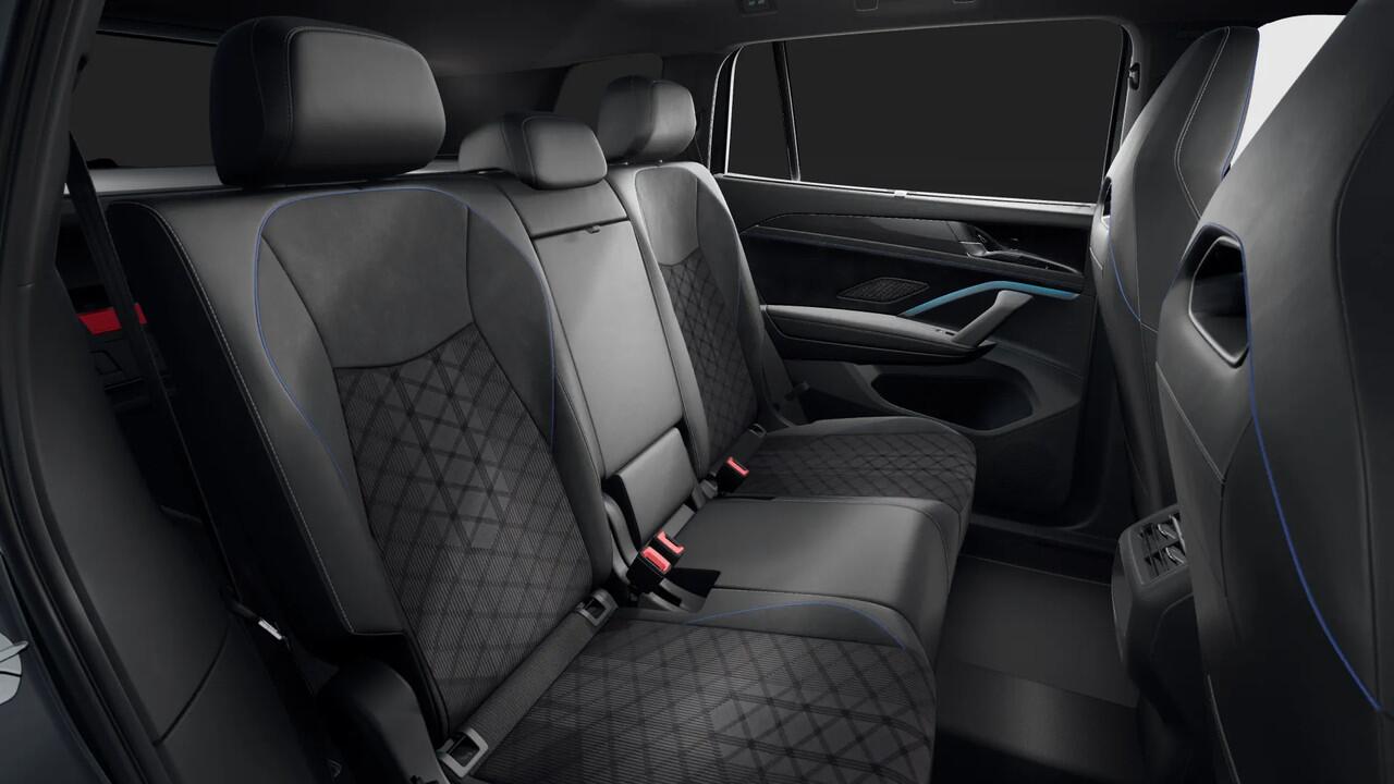 Volkswagen Tayron 1.5 eHybrid 272 6DSG R-Line Edition Automaat | Black Style Pakket