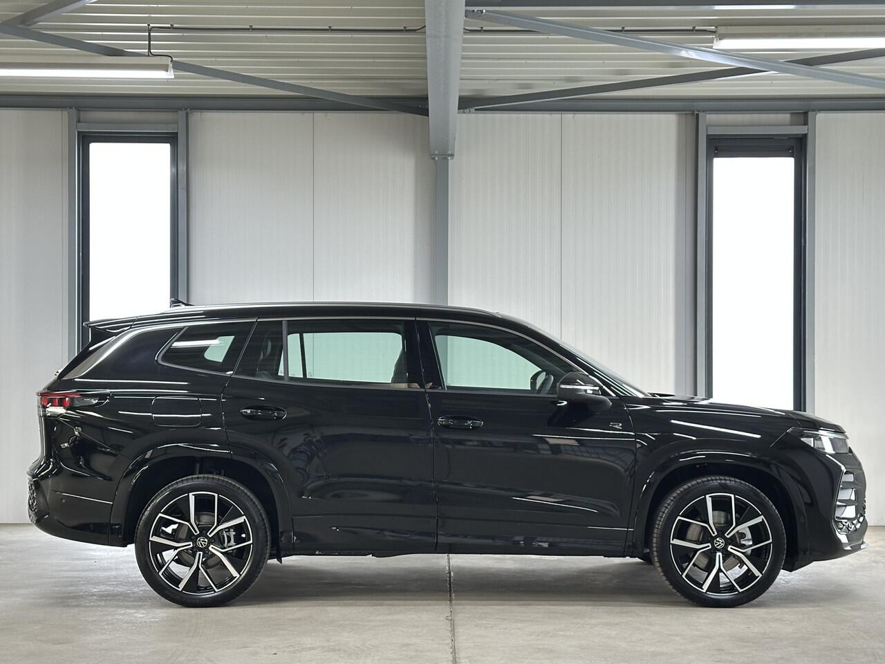 Volkswagen Tayron 1.5 eHybrid R-Line 272pk | Elek. Trekhaak | 360 camera | Pano | Stoel- en stuurverwarming