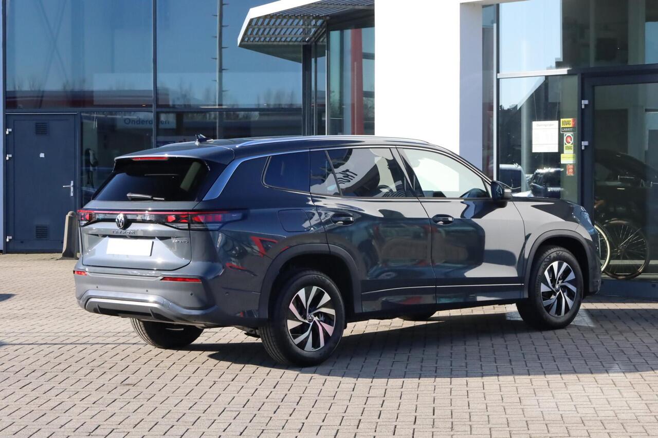 Volkswagen Tayron 1.5 eHybrid Life Edition 204PK / 150kW DSG, Achteruitrijcamera, verwarmbare voorstoelen + stuurwiel, Apple Carplay & Android Auto, navigatie, dodehoekdetectie (Side Assist), Keyless Entry & Start, full LED koplmapen, trekhaak incl. aanhanger manouvreerhu