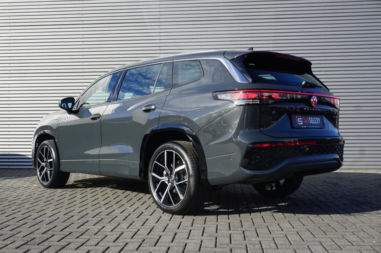 Volkswagen Tayron 272PK PHEV R-Line WINTERPACK | ADPATIEF | 20' | PANO | NIEUW!