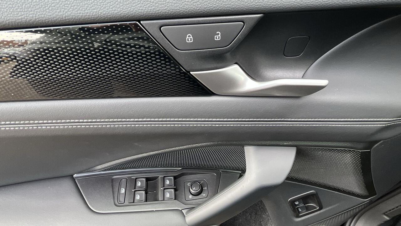 Volkswagen Tayron Life Edition 1.5 eHybrid 204 pk 6 versn. DSG · Trekhaak inklapbaar, met elektrische ontgrendeling, incl. aanhangwagen- manoeuvreerhulp Trailer Assist ·