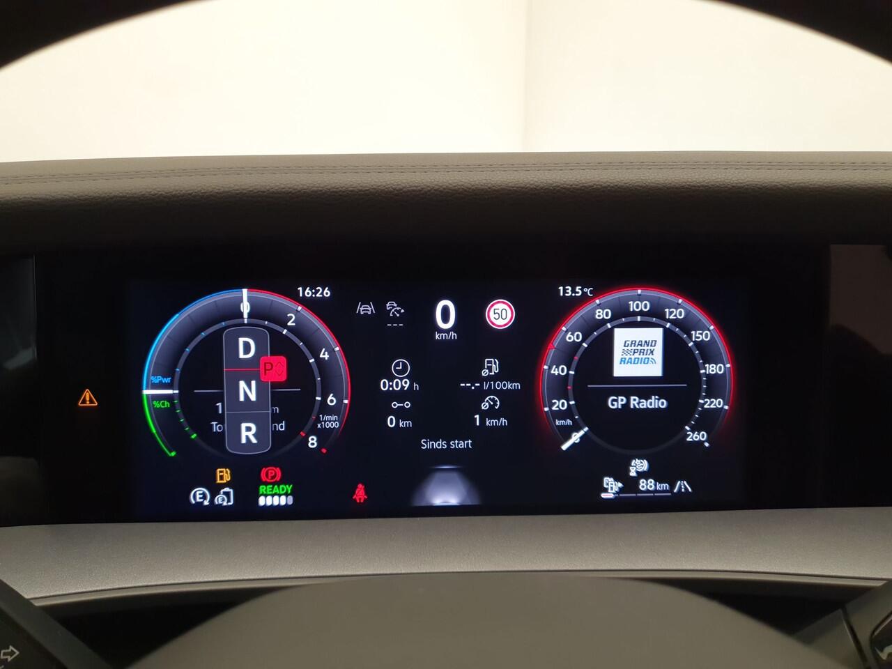 Volkswagen Tayron 1.5 eHybrid 272pk DSG/AUT R-Line Wegklapbare trekhaak, Massage, Camera