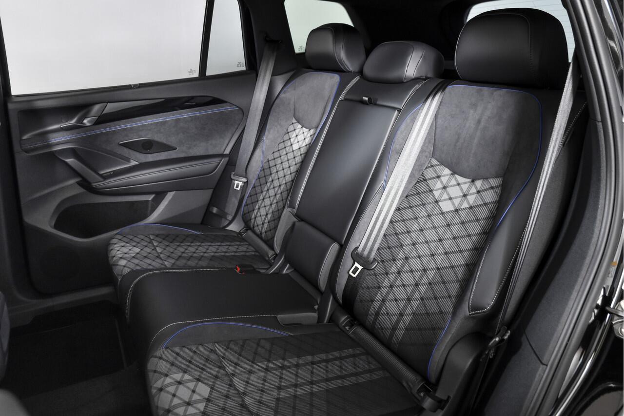 Volkswagen Tayron 1.5 eHybrid 272 PK R-Line Edition | Black Style Pakket | S/K-Panodak | Elek. Trekhaak | IQ. Light | Dig. Cockpit | Adapt. Cruise | Stoel-+Stuurverw. | 360 Camera | NAV+App. Connect | ECC | Elek. Klep | LM 20" | 0080