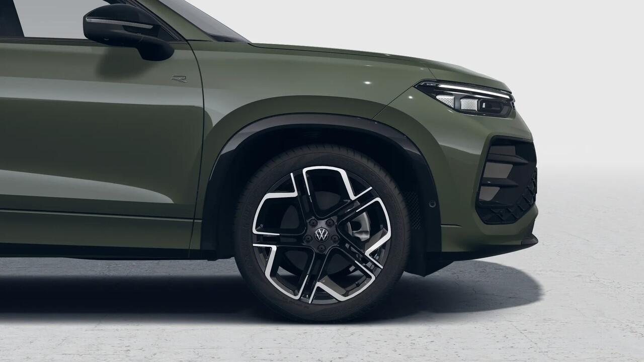 Volkswagen Tayron R-Line Edition | 'App-Connect' draadloze smartphone integratie | Automatische afstandsregeling (Adaptive Cruise Control) | Black Style Pakket