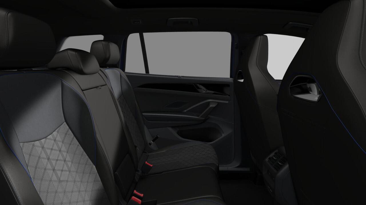 Volkswagen Tayron 1.5 eHybrid 272 6DSG R-Line Edition Automaat | Panoramisch schuif-, kanteldak, elektrisch bedienbaar | R-Line exterieurpakket 'Black Style'