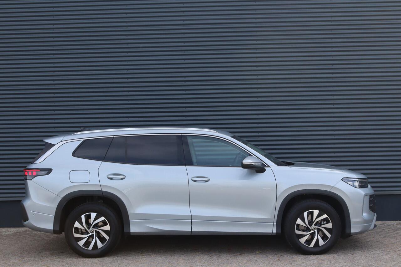 Volkswagen Tayron 1.5 eTSI DSG Edition 7p. IQ.Light/Keyless/Camera/ACC/Winterpakket/Elek. klep/Dodehoek/Trekhaak