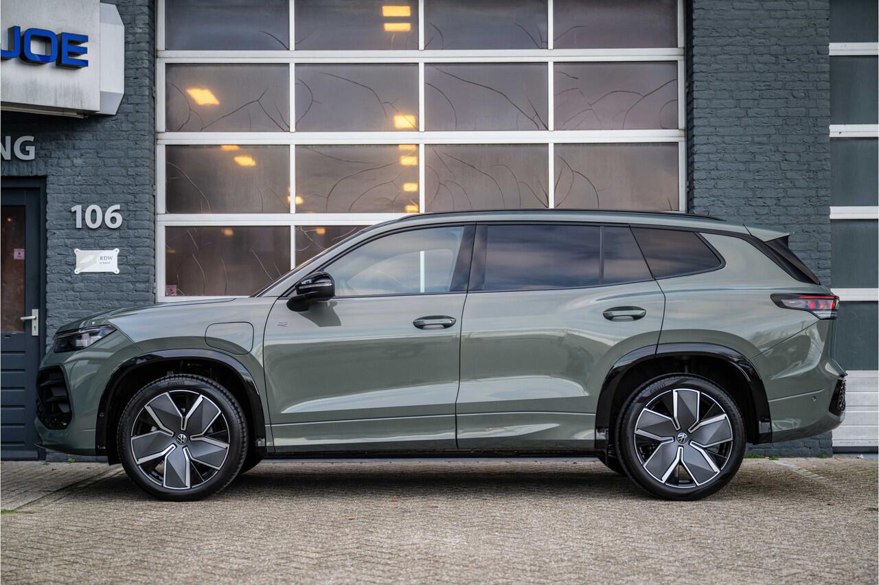 Volkswagen Tayron 1.5 eHybrid 272PK, R-Line, Edition, Nieuw, ACC, Pano/Dak, Massage/Seats, Lane/Assist, Sfeer/Verlichting, Carplay, Camera, Led, BTW! Nieuw!