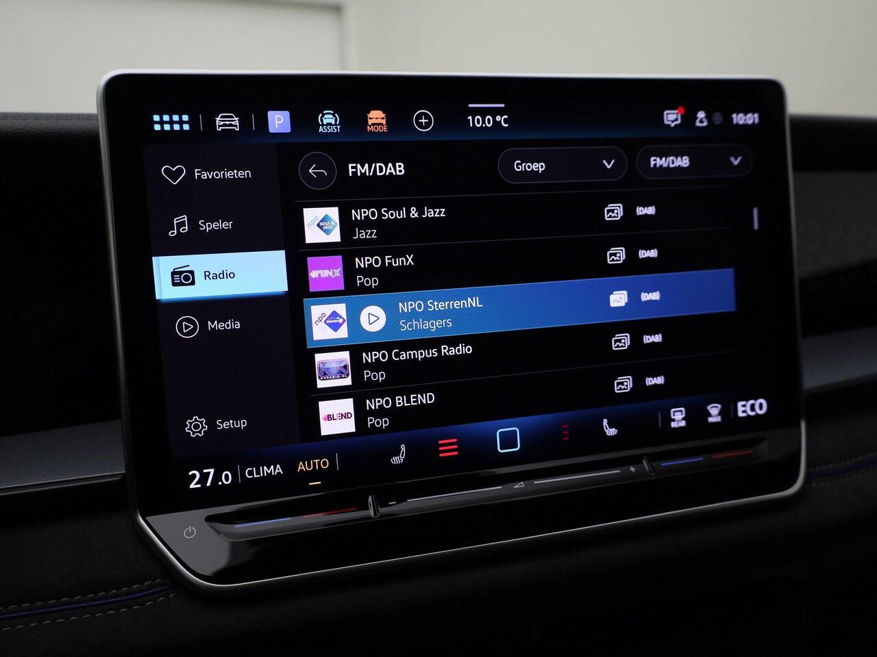 Volkswagen Tayron 1.5eHybrid 200kW/272PK R-Line · Panoramadak · Camera + Parkeersensoren · Apple/Android · Garantie t/m 08-12-2030 of 100000km