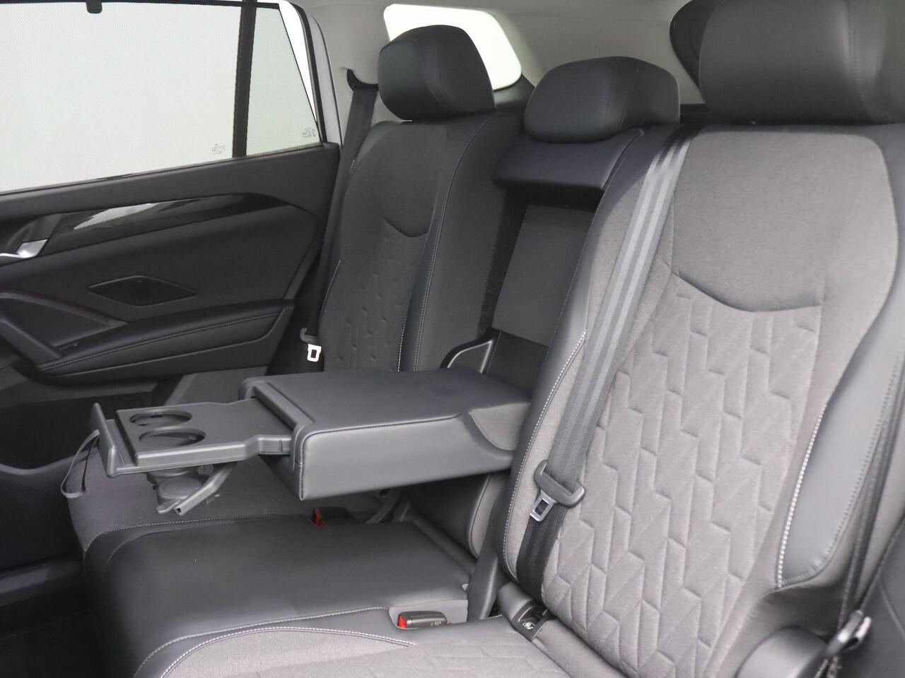 Volkswagen Tayron 1.5 eHybrid Life Edition 204PK DSG Adaptieve Cruise Controle, 19" LM Velgen, Navi via Apple Carplay/Android Auto, Stoel-Stuurverwarming, Keyless, Side Assist, Elektr. Achterklep