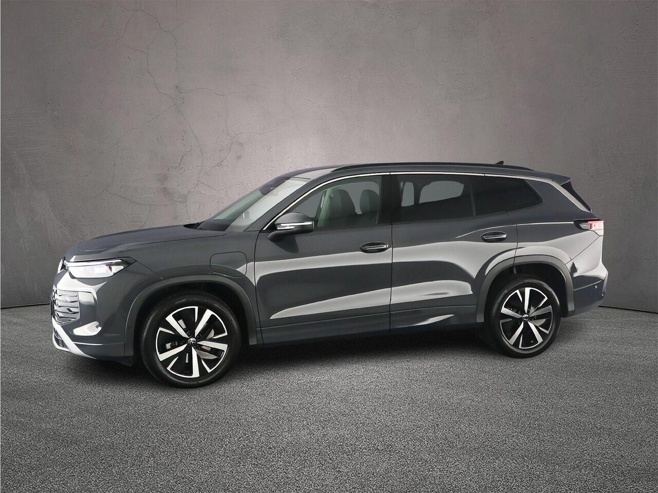 Volkswagen Tayron Life Edition 1.5 TSI eHybrid 204pk DSG Automaat Adaptive cruise control, Elektrische achterklep, Achteruitrijcamera, LED koplampen, Navigatie, Stoelverwarming