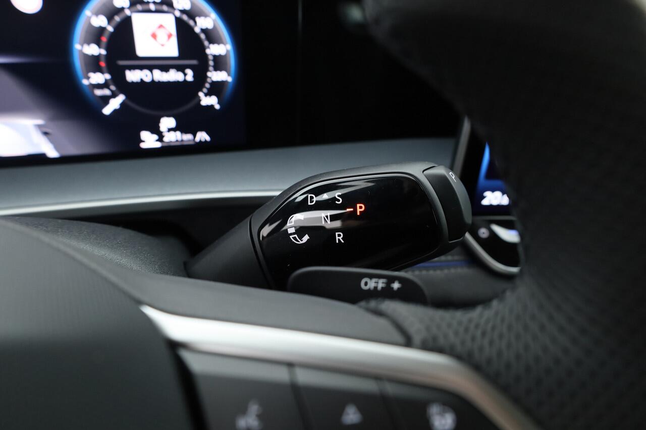 Volkswagen Tayron 1.5 eHybrid R-Line 272pk | Pano | Massage | Adapt. Cruise | Apple CarPlay | Stoel- Stuurverw. | 20''