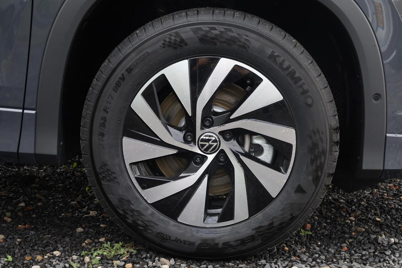 Volkswagen Tayron 1.5 eHybrid Life Edition 204PK / 150kW DSG, Achteruitrijcamera, verwarmbare voorstoelen + stuurwiel, Apple Carplay & Android Auto, navigatie, dodehoekdetectie (Side Assist), Keyless Entry & Start, full LED koplmapen, trekhaak incl. aanhanger manouvreerhu