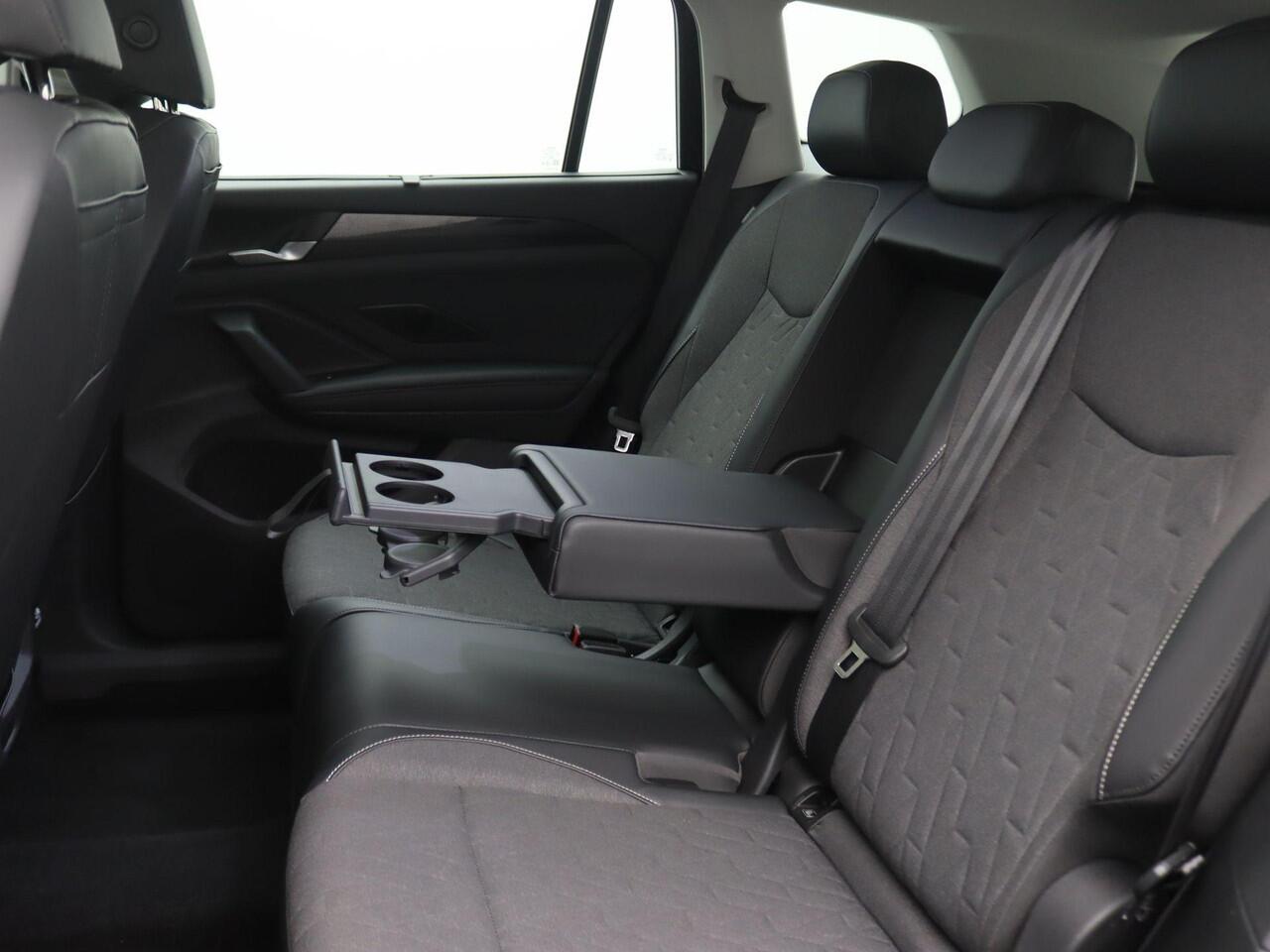 Volkswagen Tayron 1.5 eHybrid Life Edition 204PK DSG SOH 100%, Trekhaak, 18" LM Velgen, Panoramadak, Achteruitrijcamera, Stoel-Stuurverwarming, Keyless Start, Side Assist