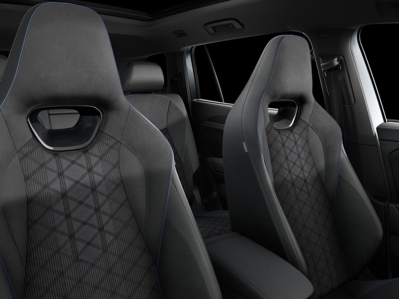 Volkswagen Tayron R-Line Edition 1.5 eHybrid 204 PK | Trekhaak | Stoel- & Stuurverwarming | Panoramadak | Elektrische Kofferklep |