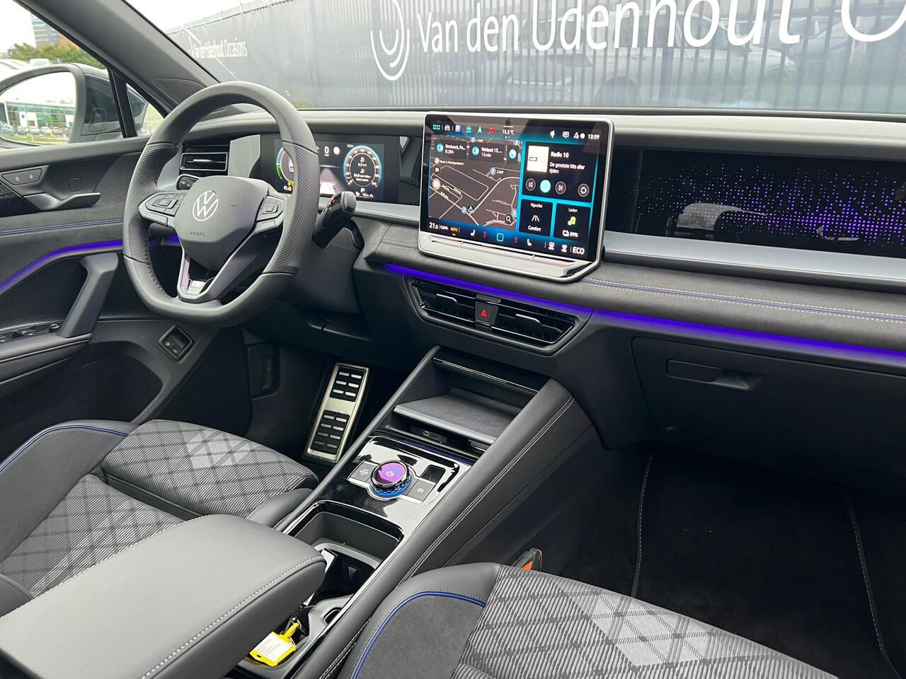 Volkswagen Tayron 1.5 eHybrid 204pk DSG R-Line Edition / Demonstratieauto