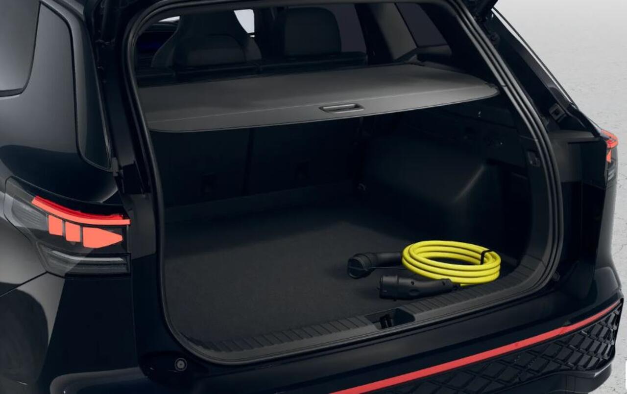 Volkswagen Tayron 1.5 eHybrid R-Line Edition !!!Profiteer ook van 4.000 EURO inruilpremie!!!