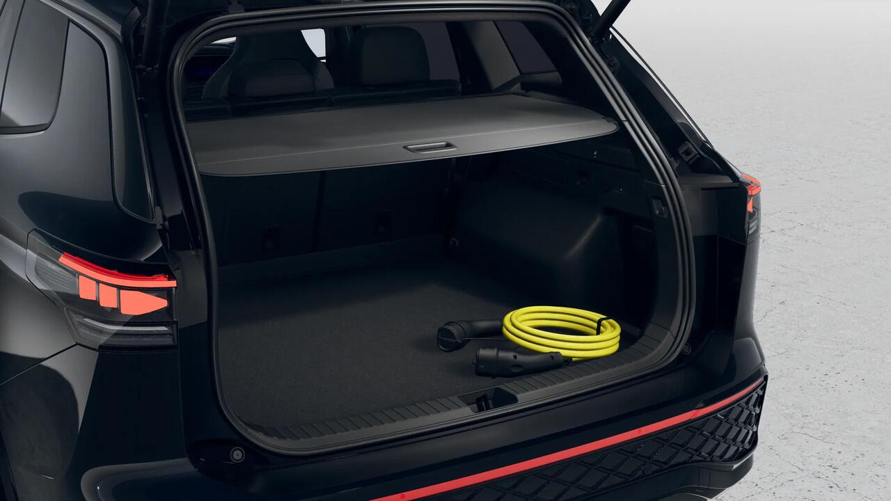 Volkswagen Tayron R-Line Edition | 'App-Connect' draadloze smartphone integratie | Automatische afstandsregeling (Adaptive Cruise Control) | Black Style Pakket