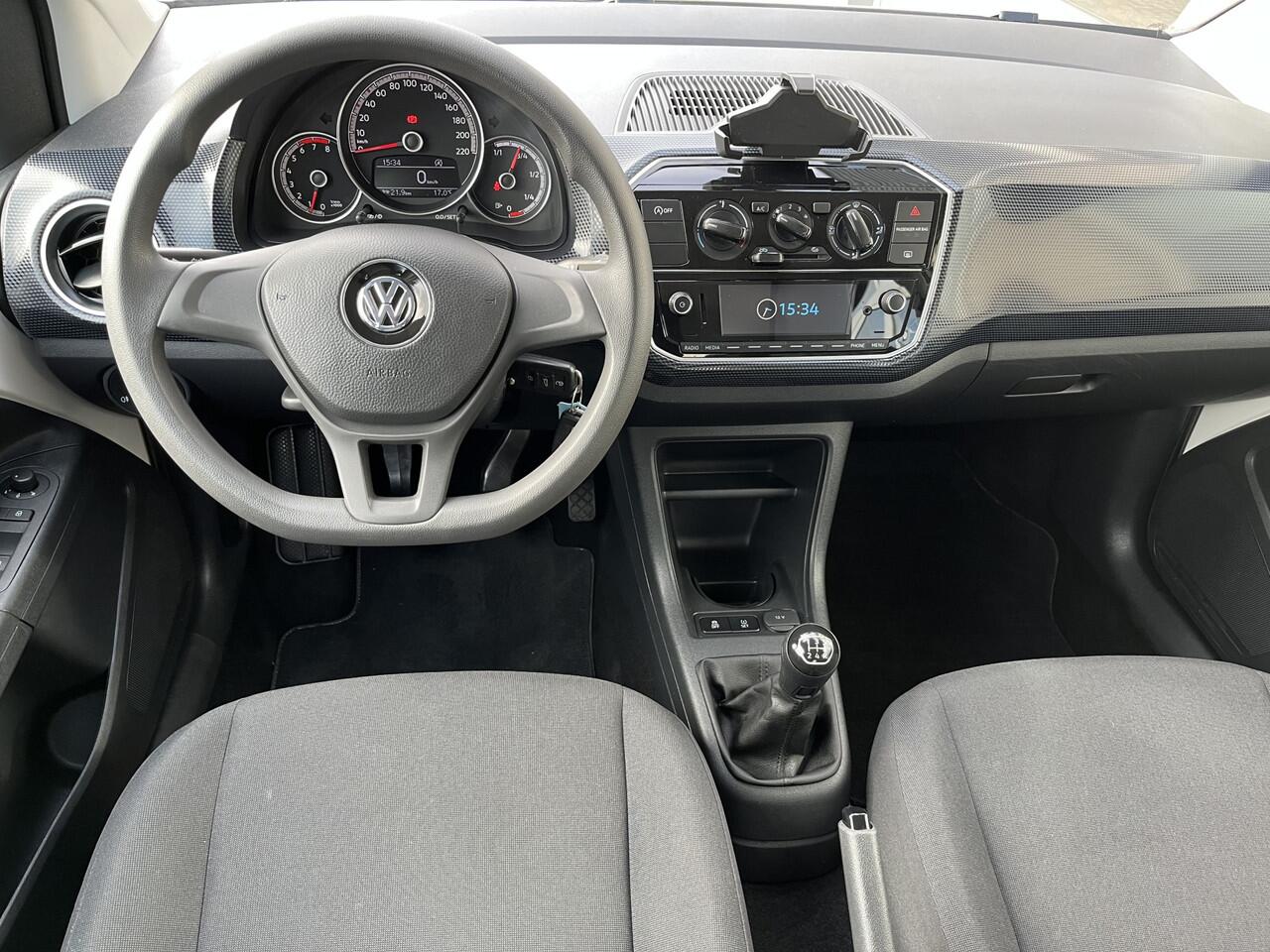 Volkswagen UP! 1.0 BMT move up! / 5 DEURS/ BLUETOOTH/ AIRCO/ ZEER ZUINIG/ DAB/ CARKIT