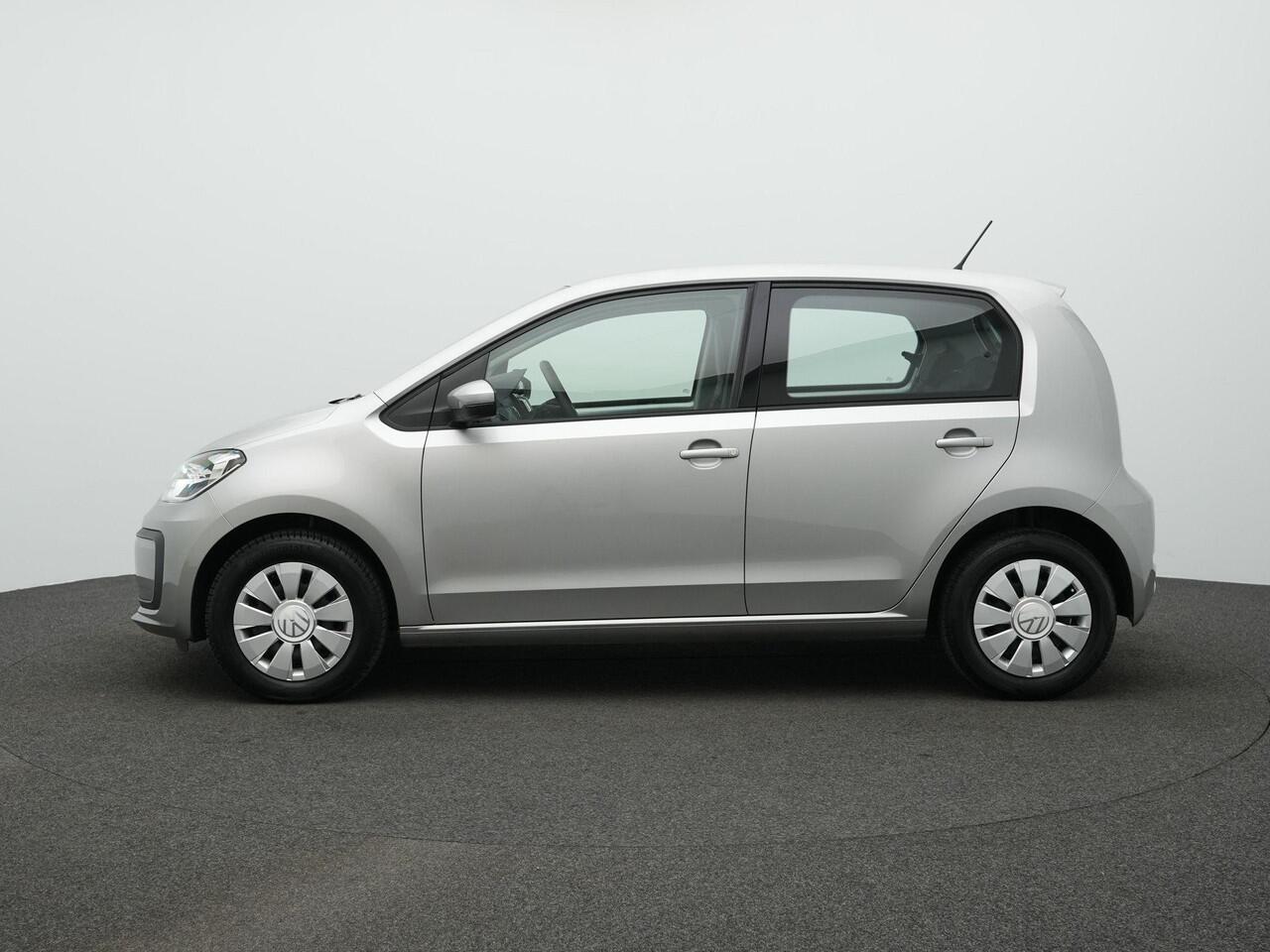 Volkswagen UP! 1.0 65 pk | Achteruitrijcamera | Navigatie via App | Cruise Control | All Season banden |