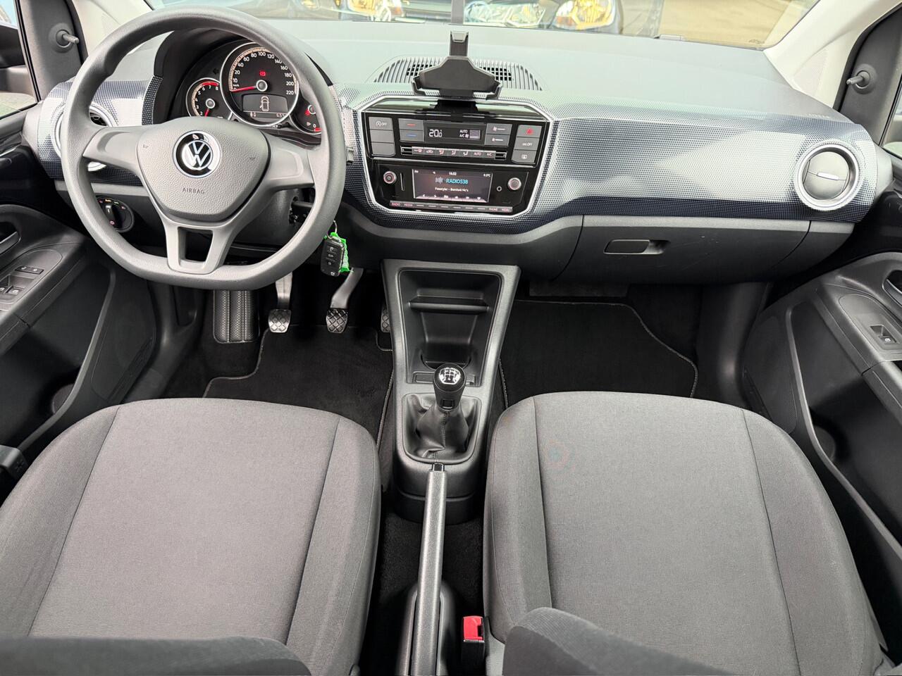 Volkswagen UP! 1.0 5-deurs | Camera | Cruise | Airco | Bluetooth | PDC | Rijklaar incl. 1 jaar Bovag garantie