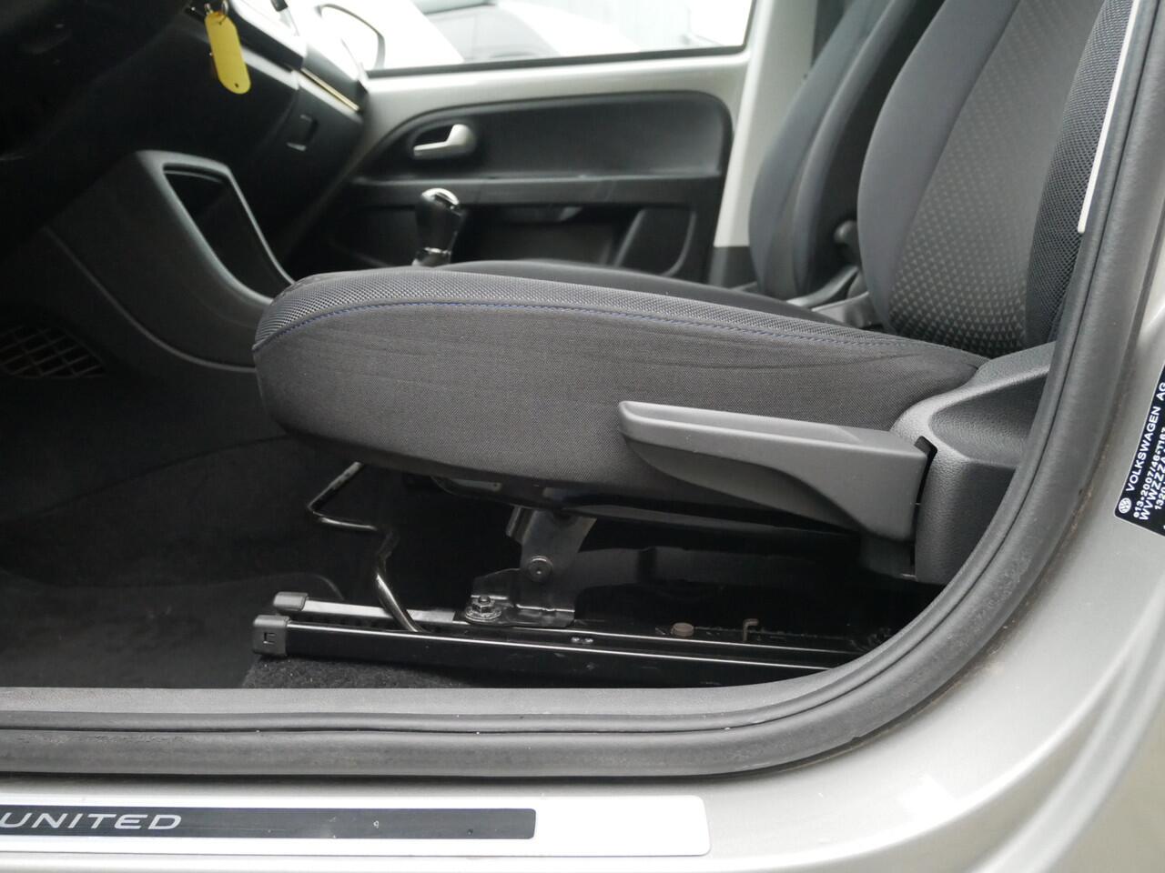 Volkswagen UP! 1.0 BMT United! Bluetooth, 5-Deurs, Airco